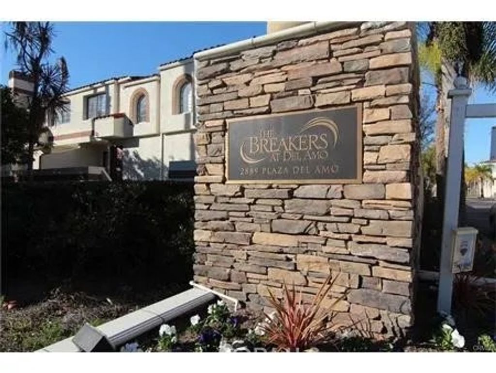 Photo of 2889 Plaza Del Amo #125, Torrance, CA 90503 (MLS # SB26067119)
