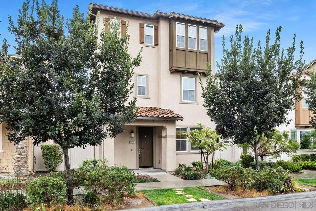 Photo of 1350 Ortega St, Chula Vista, CA 91913 (MLS # 260010734)