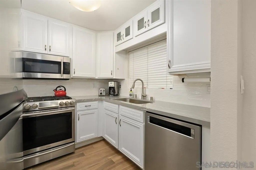 Photo of 7509 Draper Ave #200, La Jolla, CA 92037 (MLS # 260004672)