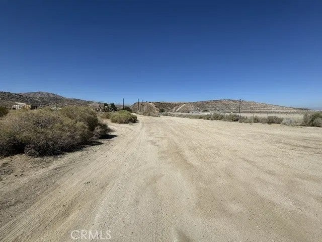 7100 E Ave V