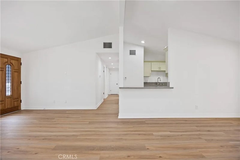 27441 Walnut Springs