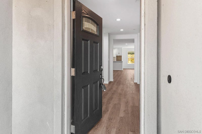 9099 Rosedale