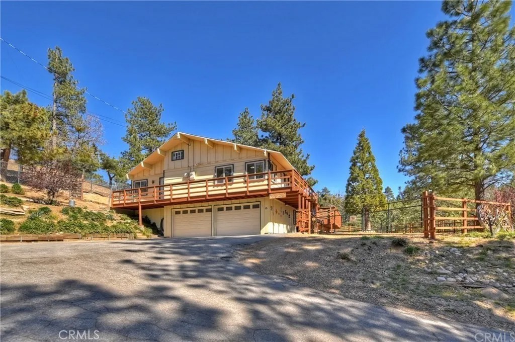 32745 Hilltop