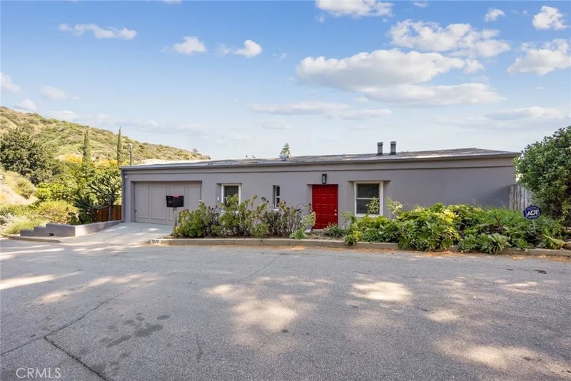 1620 Ina Drive