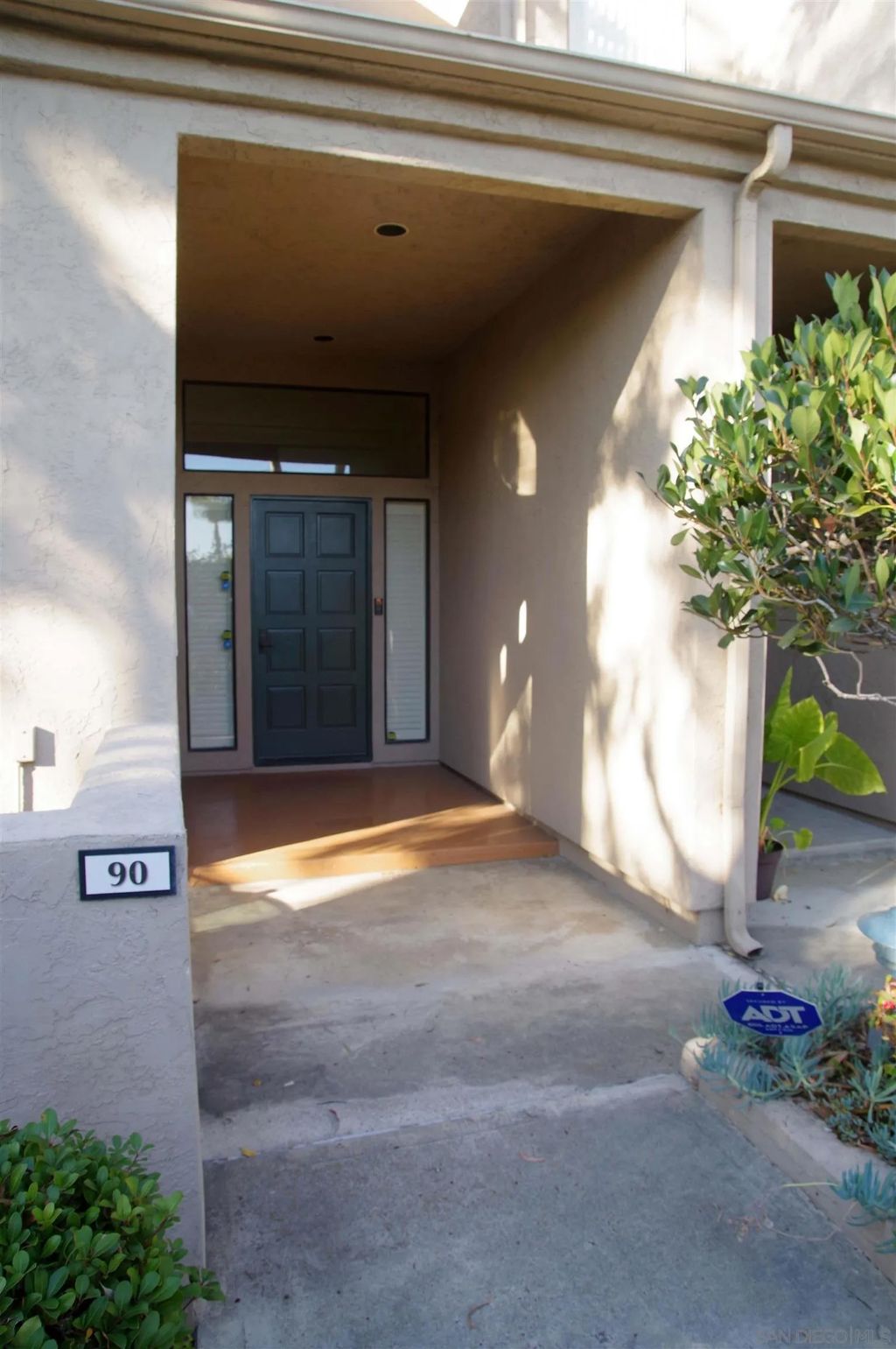 Photo of 4385 Nobel Dr #90, San Diego, CA 92122 (MLS # 260007658)