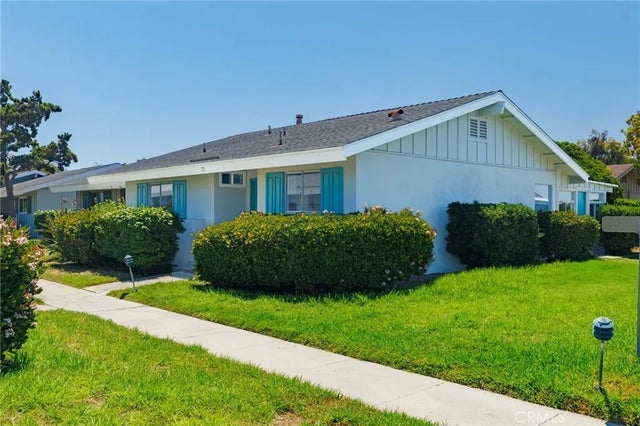 3760 Vista Campana South 75 #75, Oceanside
