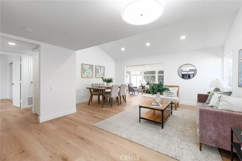 3760 Vista Campana South 75