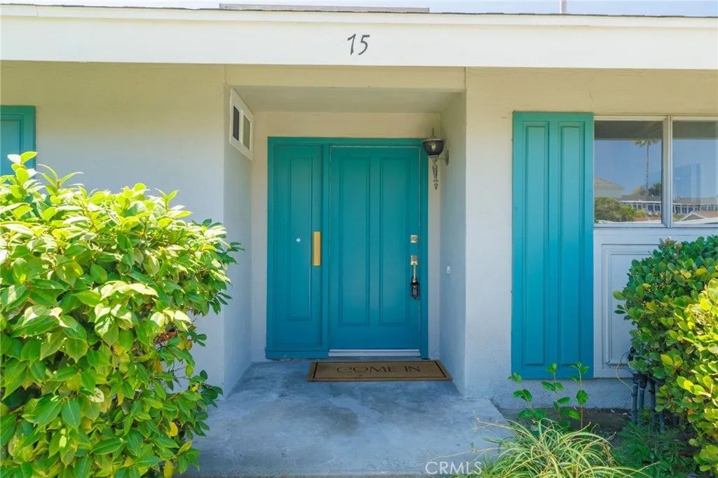 3760 Vista Campana South 75