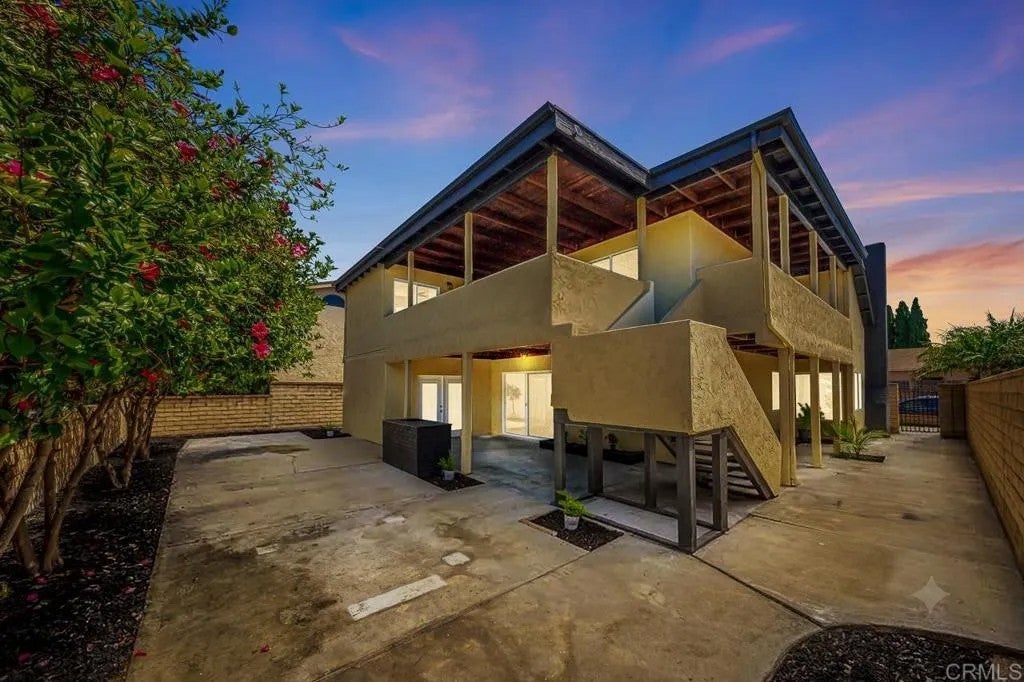 856 Misty Meadow Court