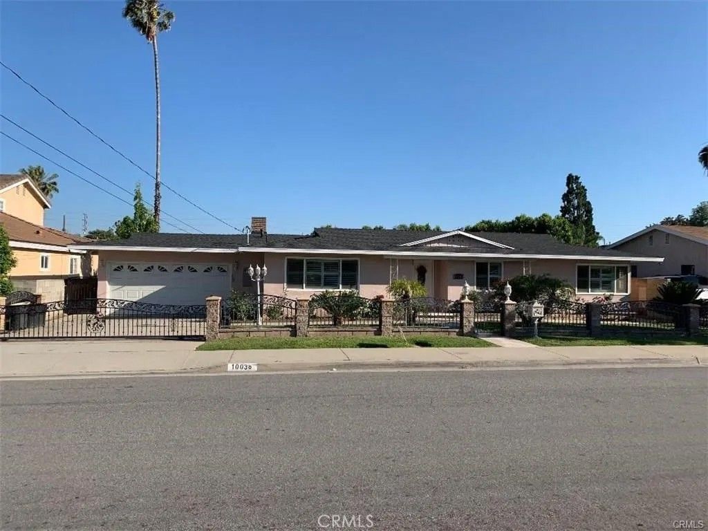 Photo of 10038 Daines Dr, Temple City, CA 91780 (MLS # AR26000055)