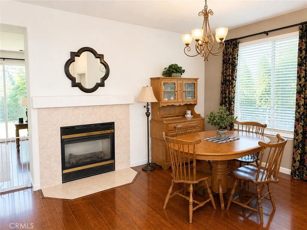 1396 Belmont