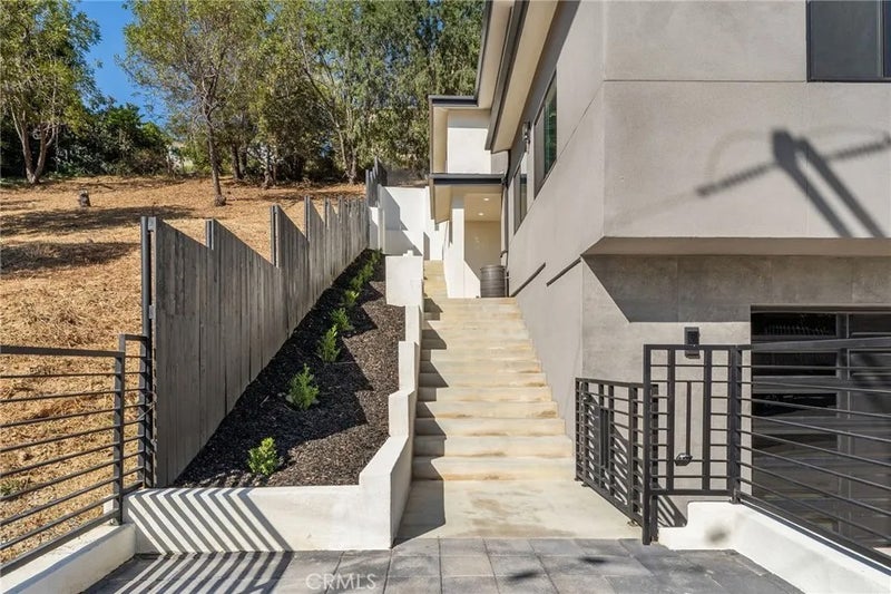 3934 Snow Drive