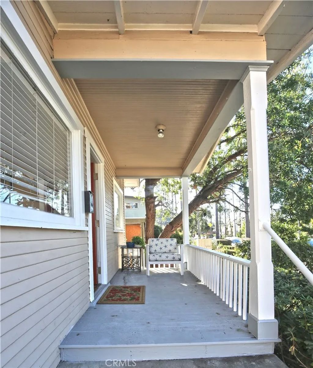 Photo of 325 Pasadena Ave, South Pasadena, CA 91030 (MLS # AR26004350)