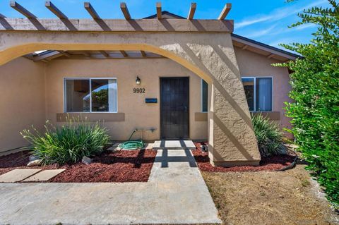 Photo of 9902 Saddleback Drive, Lakeside, CA 92040 (MLS # 260011421)