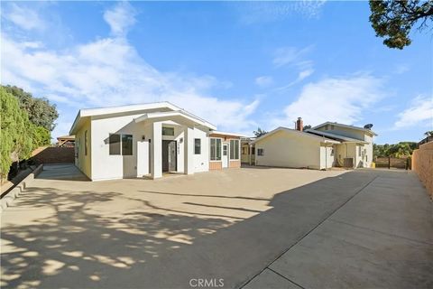 Tiny photo for 17841 Buena Vista, Yorba Linda, CA 92886 (MLS # WS25246794)
