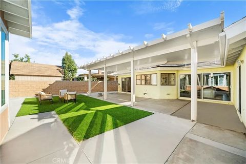 Tiny photo for 17841 Buena Vista, Yorba Linda, CA 92886 (MLS # WS25246794)