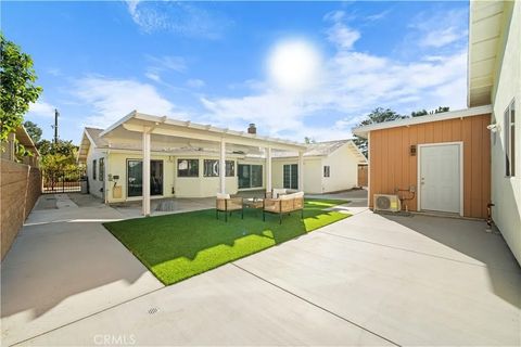 Tiny photo for 17841 Buena Vista, Yorba Linda, CA 92886 (MLS # WS25246794)