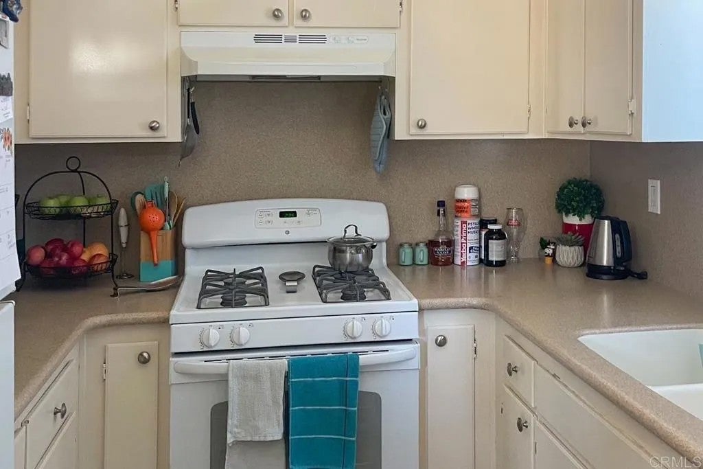 Photo of 1964 Arnold Way, Alpine, CA 91901 (MLS # PTP2607240)
