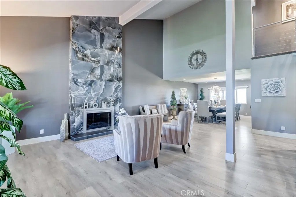 5851 Walnut Creek