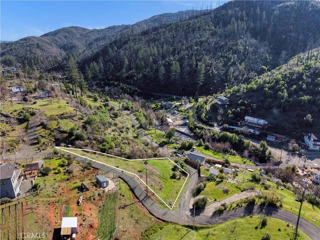 Photo of 11180 Rose Anderson Rd, Middletown, CA 95461 (MLS # LC26006507)