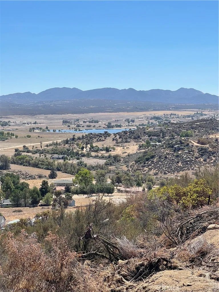 899 Lake Canyon