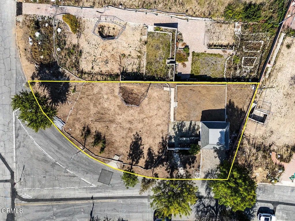 Photo of 2740 Maiden Ln, Altadena, CA 91001 (MLS # P1-26969)