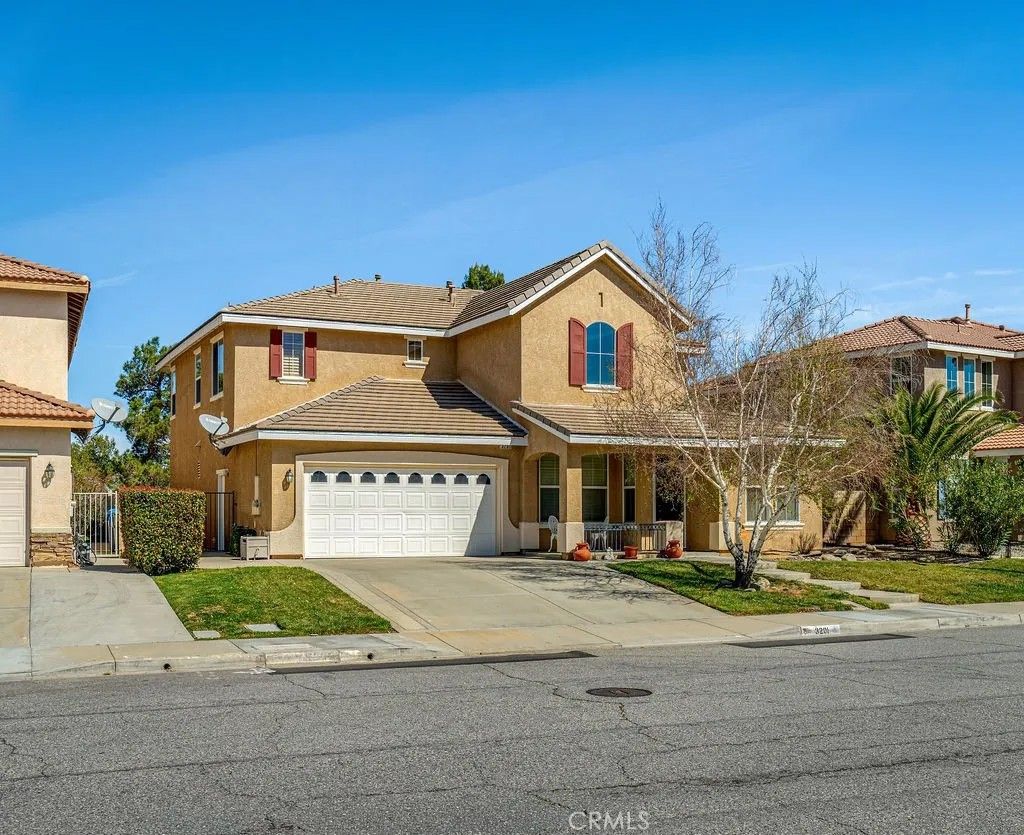 Photo of 3201 Club Rancho Dr, Palmdale, CA 93551 (MLS # PW26045247)