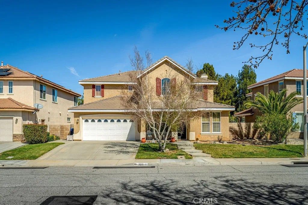 Photo of 3201 Club Rancho Dr, Palmdale, CA 93551 (MLS # PW26045247)