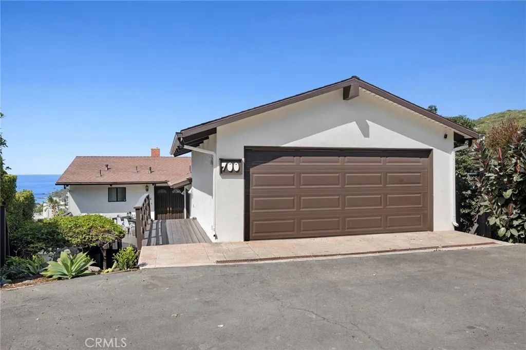 Photo of 700 Temple Hills Drive, Laguna Beach, CA 92651 (MLS # NP26061253)