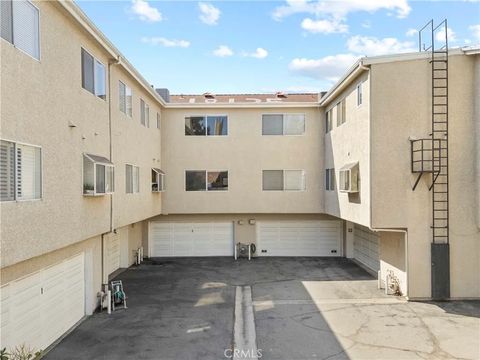 Tiny photo for 18135 Burbank Boulevard #3, Tarzana, CA 91356 (MLS # SR25230171)