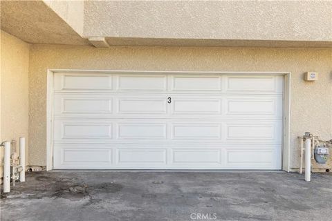 Tiny photo for 18135 Burbank Boulevard #3, Tarzana, CA 91356 (MLS # SR25230171)