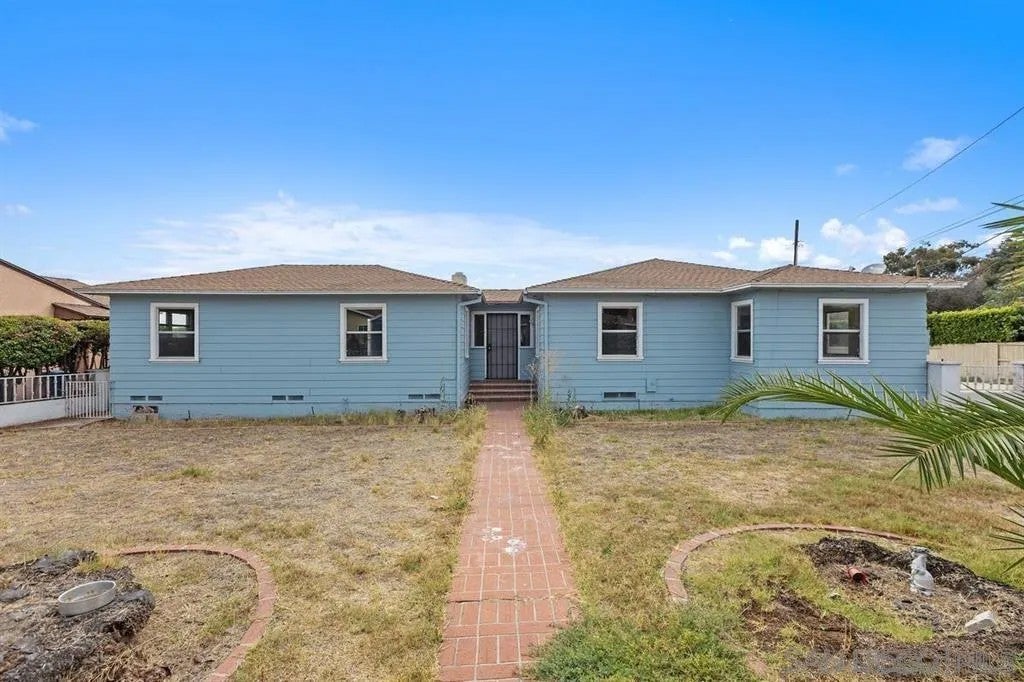 160 N Del Mar