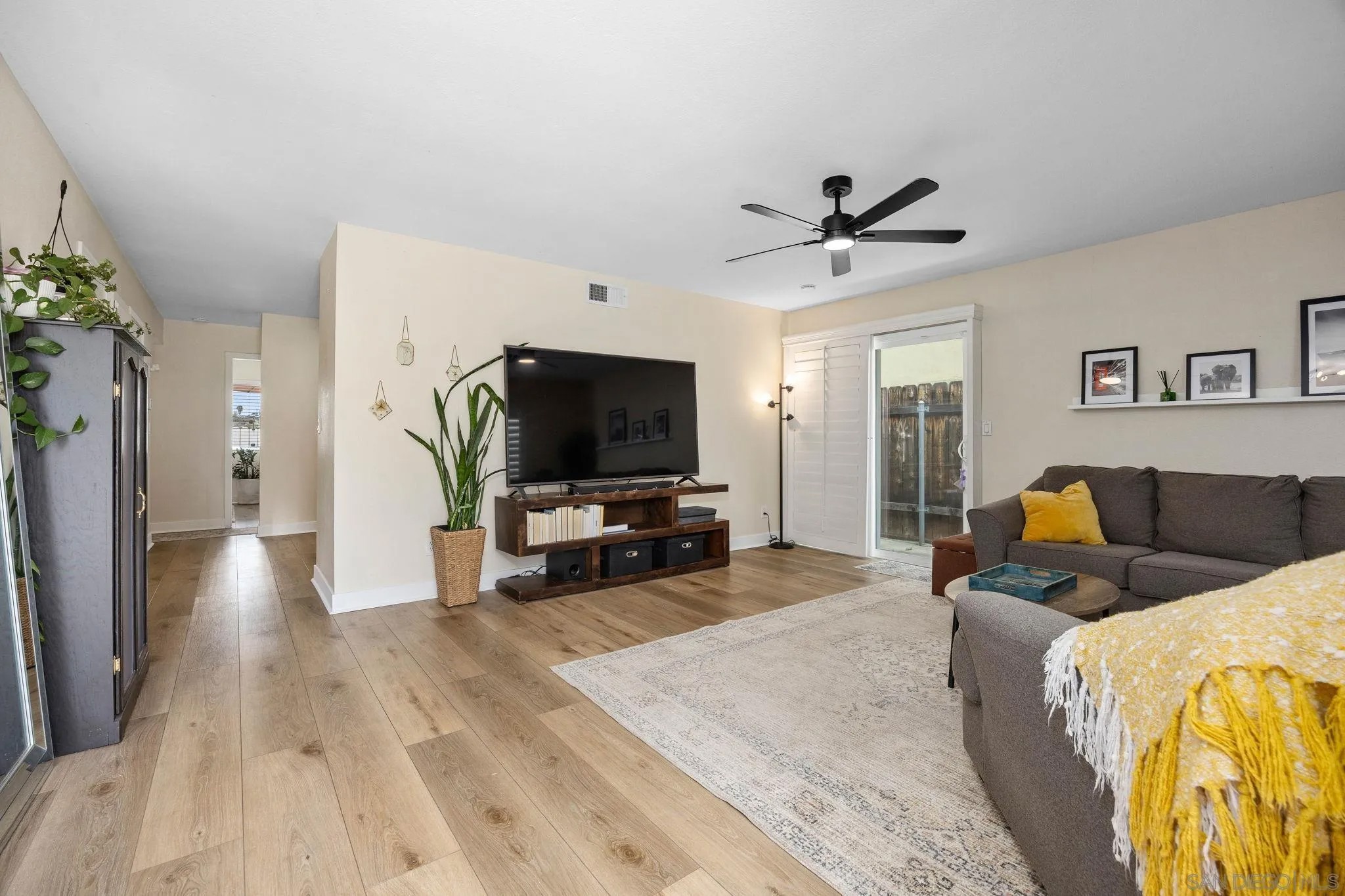 3016 Analiese Way