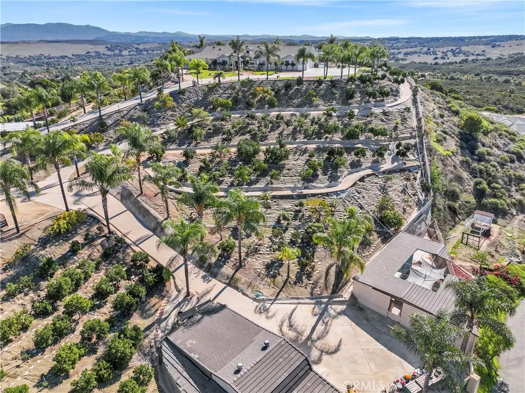 35751 Avenida La Cresta