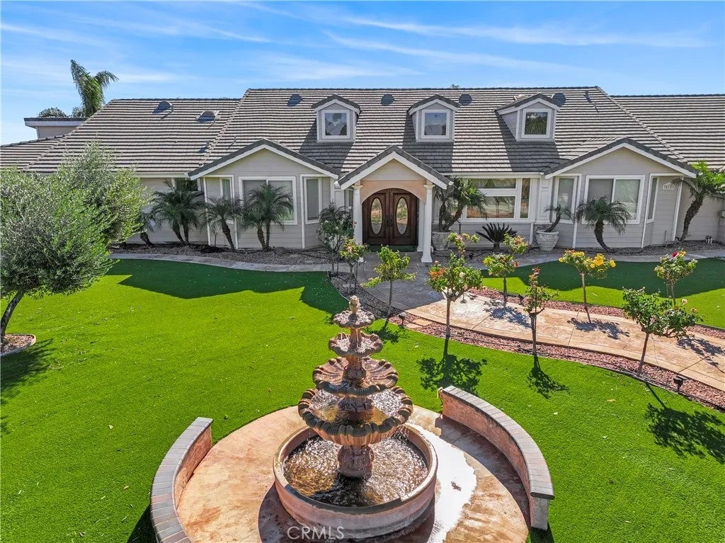 35751 Avenida La Cresta