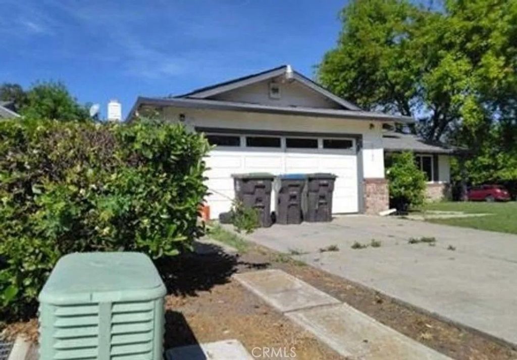 Photo of 7143 Shoreham Pl, Stockton, CA 95207 (MLS # SR26087952)