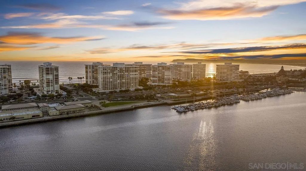 Photo of 1750 Avenida Del Mundo #904, Coronado, CA 92118 (MLS # 250037442)