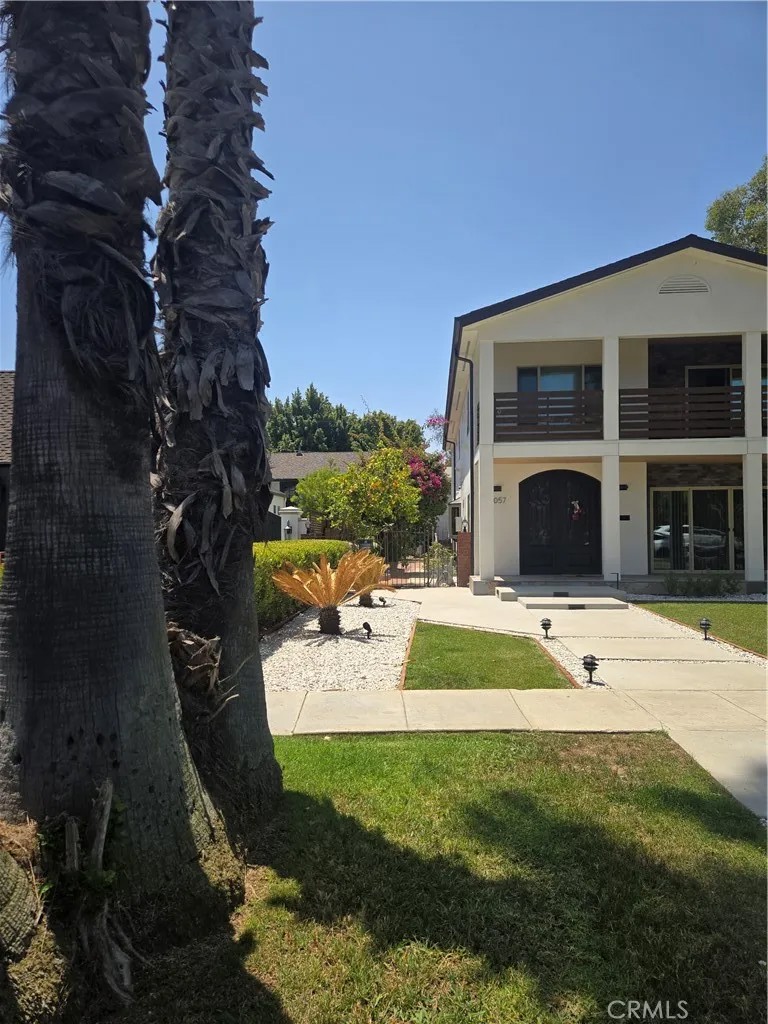 4057 Pine