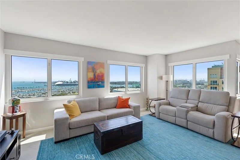 525 E Seaside Way 2003