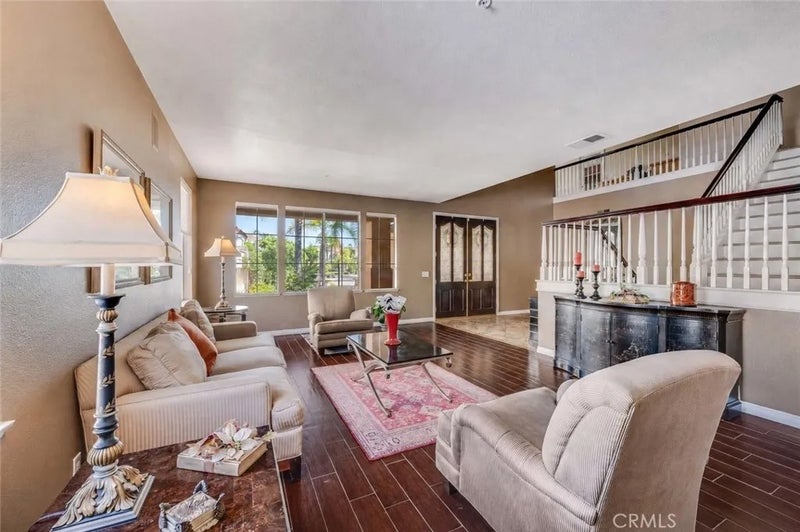 6137 Ridgemont