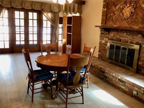 Photo of 11050 Lindley Avenue, Granada Hills, CA 91344 (MLS # SR26036120)