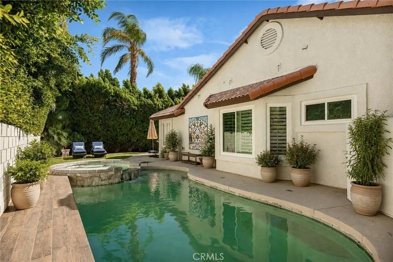 79690 Iris Court