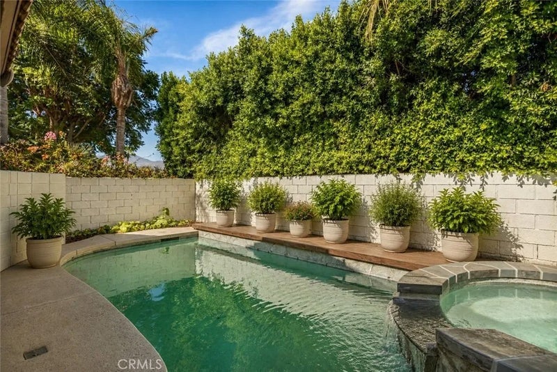 79690 Iris Court