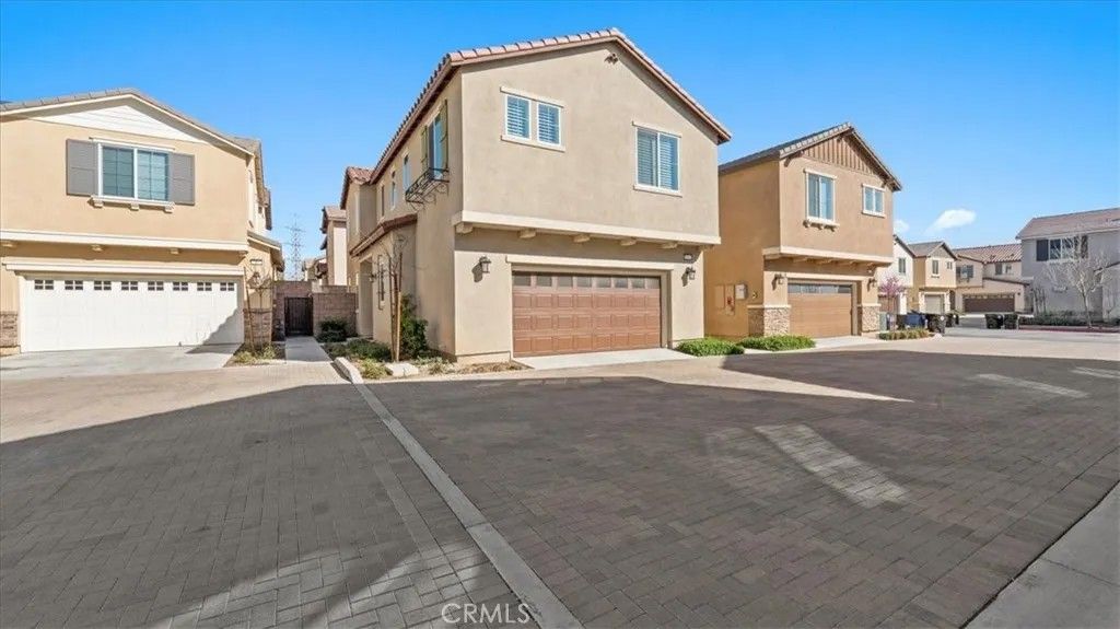 Photo of 16154 Lozano St #7, Fontana, CA 92336 (MLS # CV26051523)