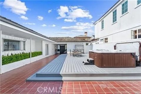 Tiny photo for 11 Harbor Island, Newport Beach, CA 92660 (MLS # OC25241597)