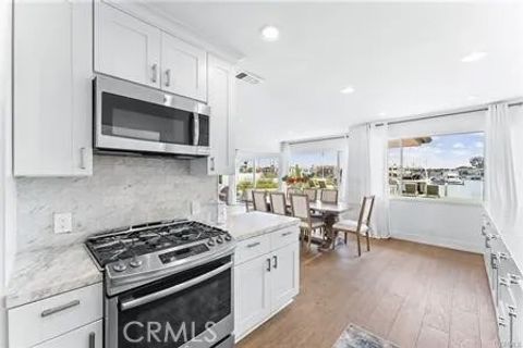 Tiny photo for 11 Harbor Island, Newport Beach, CA 92660 (MLS # OC25241597)