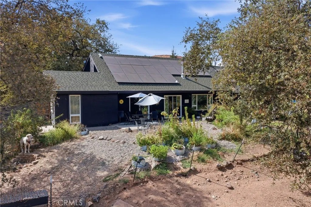 3561 Clark Road