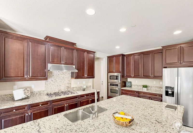 17460 Ralphs Ranch