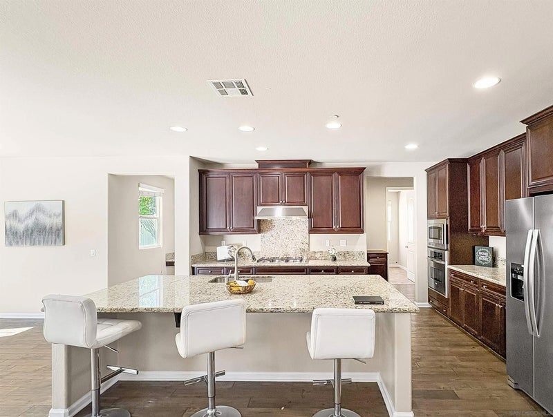 17460 Ralphs Ranch
