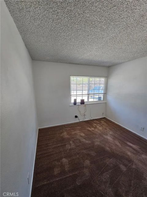 Tiny photo for 14185 Burning Tree Dr, Victorville, CA 92395 (MLS # CV25253168)